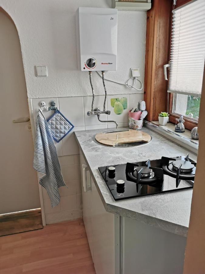 Bungalow Bei Warnemuende Elmenhorst/Lichtenhagen Buitenkant foto